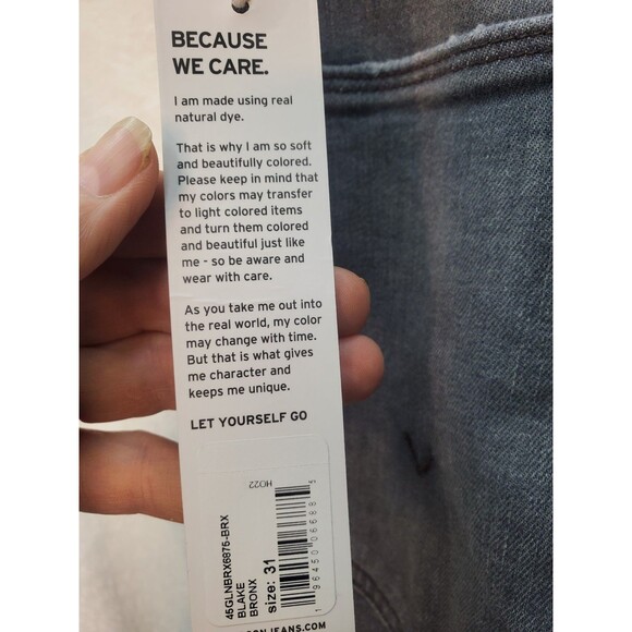 NWT- 31 Hudson Blake Light Wash Black Jeans Distressed - Picture 5 of 6